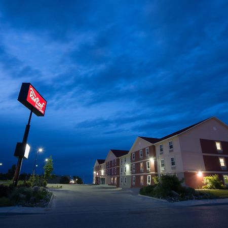 Red Roof Inn & Suites Dickinson Bagian luar foto
