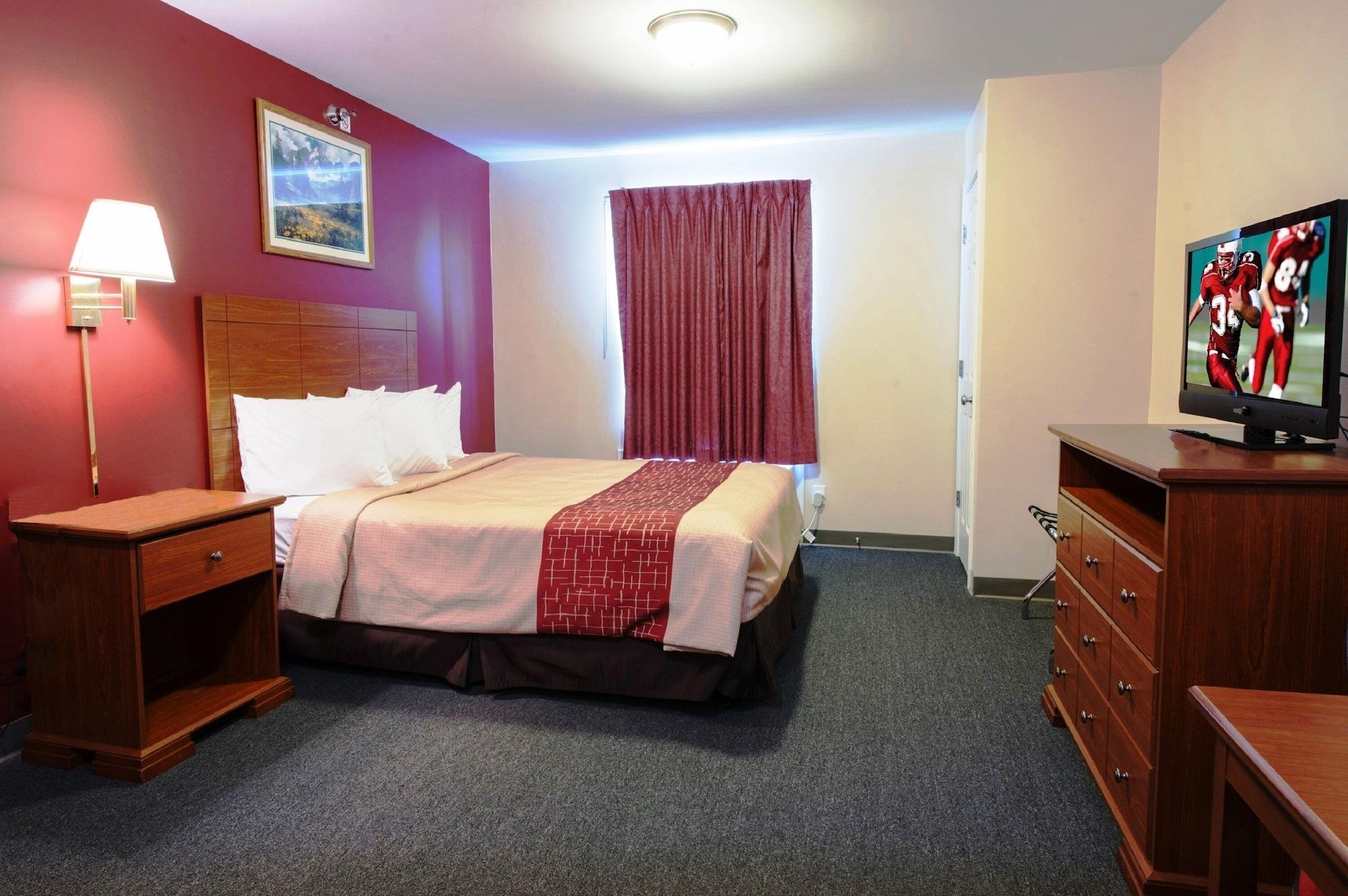 Red Roof Inn & Suites Dickinson Bagian luar foto
