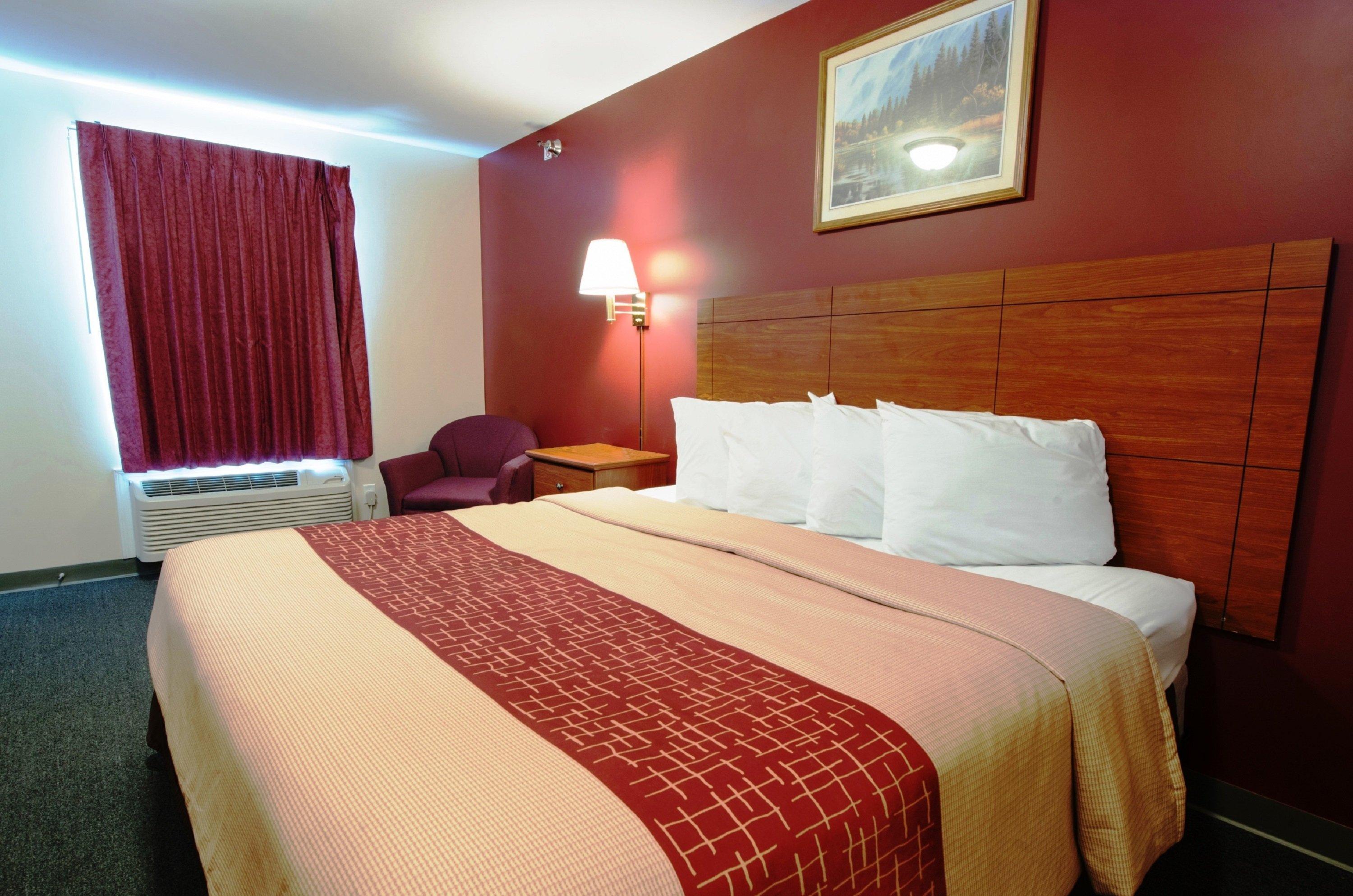 Red Roof Inn & Suites Dickinson Bagian luar foto